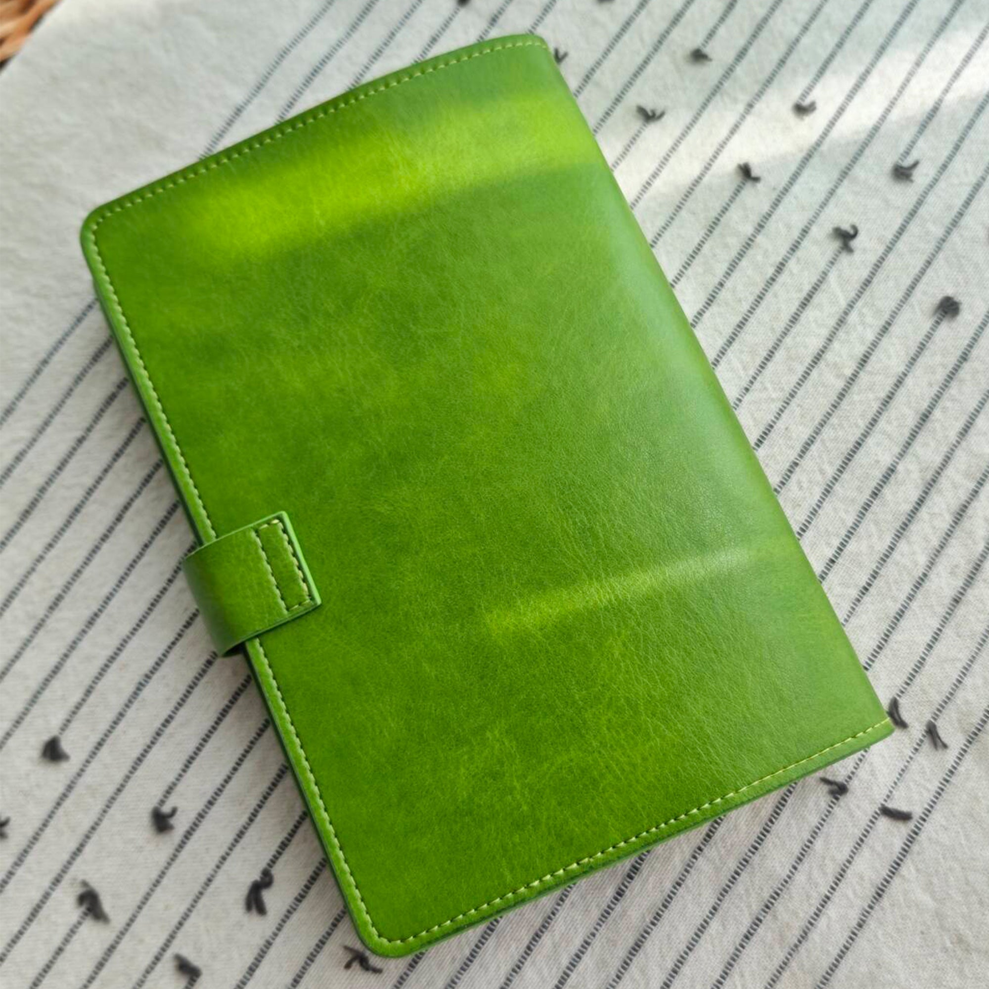 WT Matcha Loose-Leaf Journal (A6 Personal)